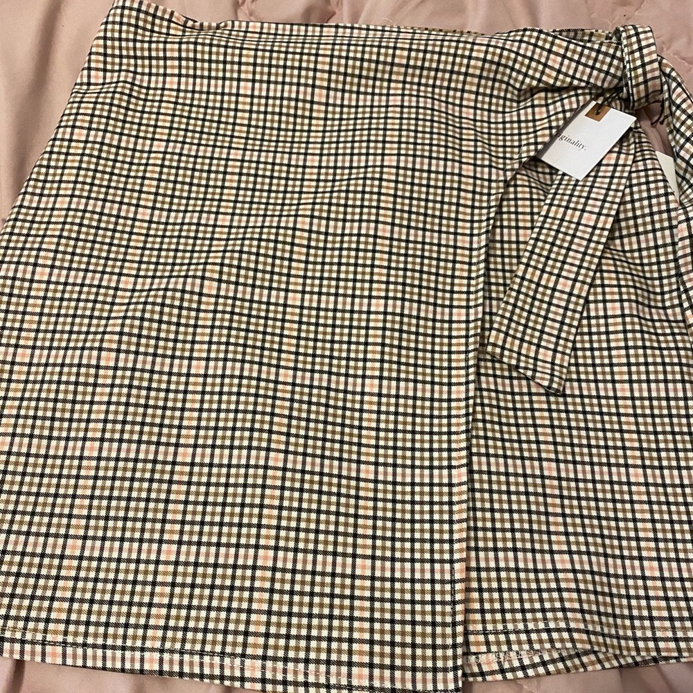 Originality Checkered Skirt Size Large